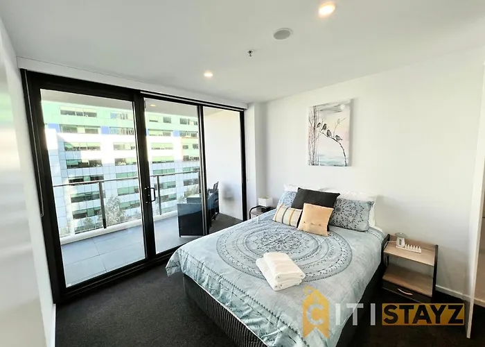 Light & Lovely In Canberra\'S Cbd - 1Br Apt W/Carsp